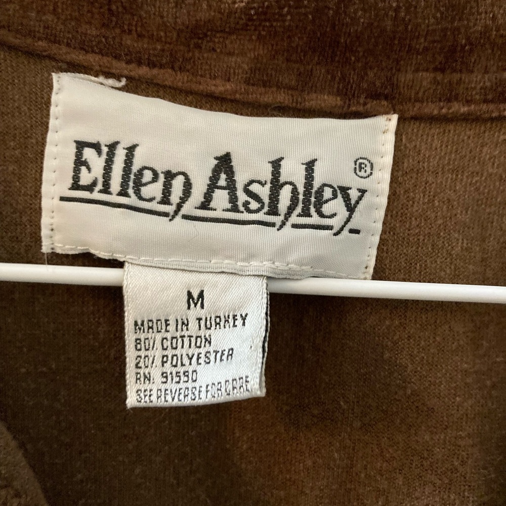Button Down Ellen Ashley Medium Size - image 4